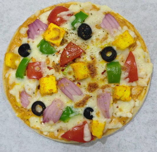 Tandoori Paneer Pizza